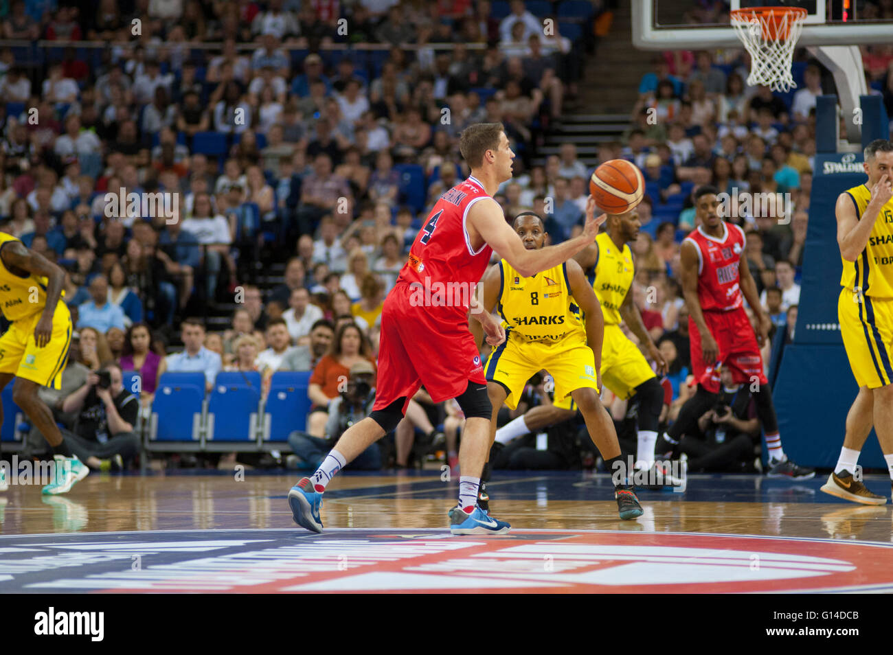 Leicester riders basketball team hi-res stock photography and images ...