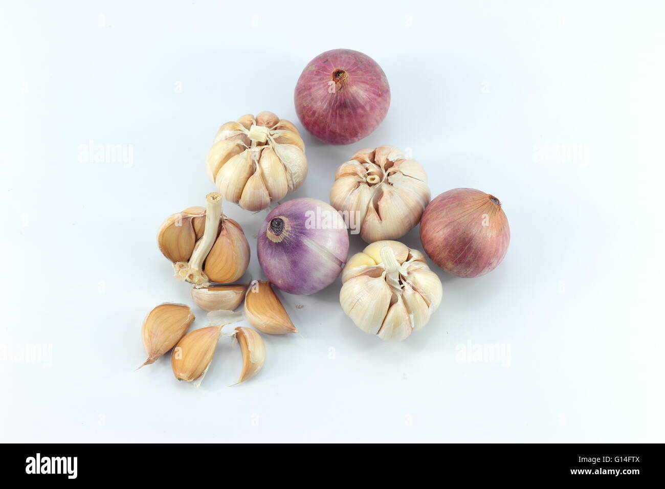 shallots and garlic on white background Stock Photo Alamy
