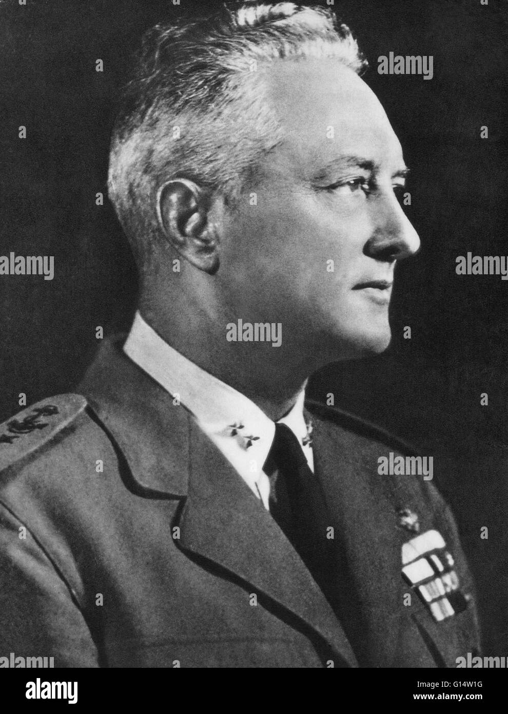 Richard evelyn byrd jr Black and White Stock Photos & Images Alamy