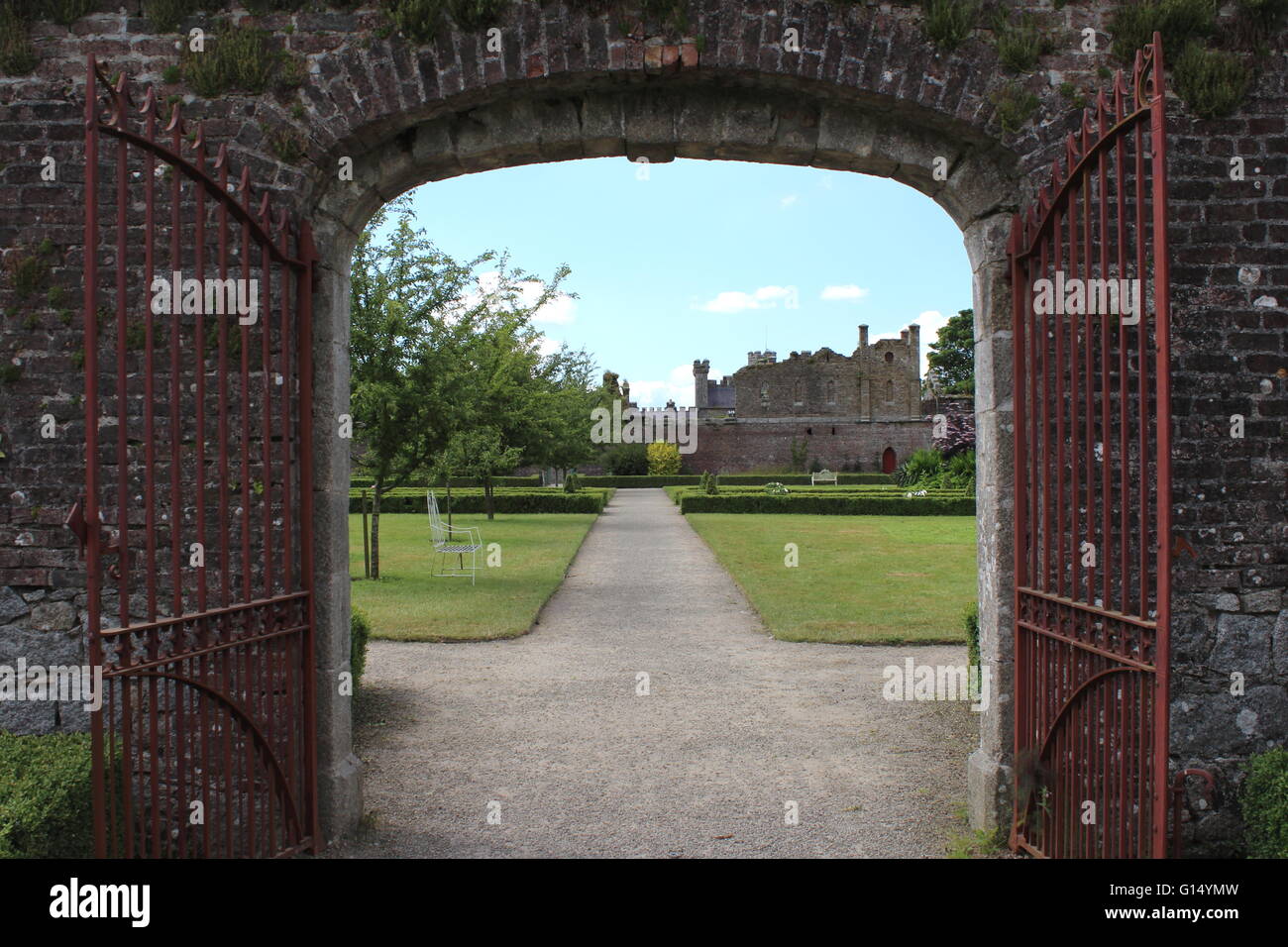 Duckett's Grove House, a ruined 19thcentury great house and former