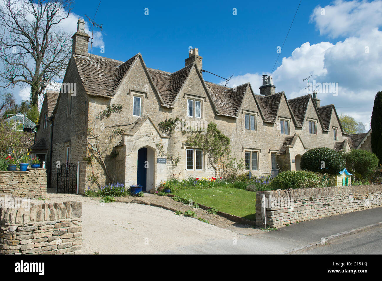 Cottages. Westonbirt with Lasborough parish, Gloucestershire, England Stock Photo