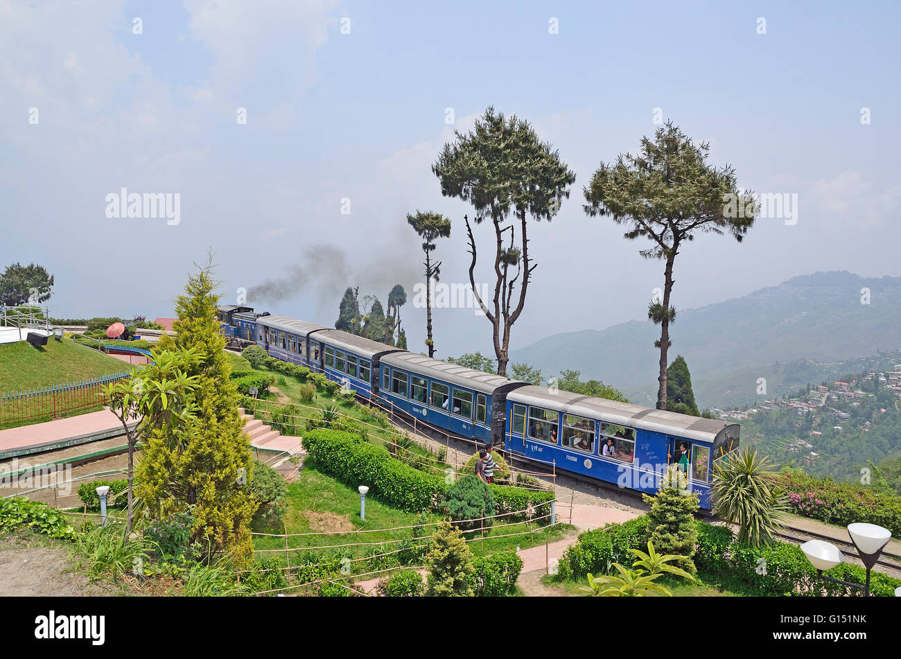Steam Locomotive hauled Darjeeling Himalayan Railway at Batasia Loop, Darjeeling, Eastern Himalayas, West Bengal Stock Photo