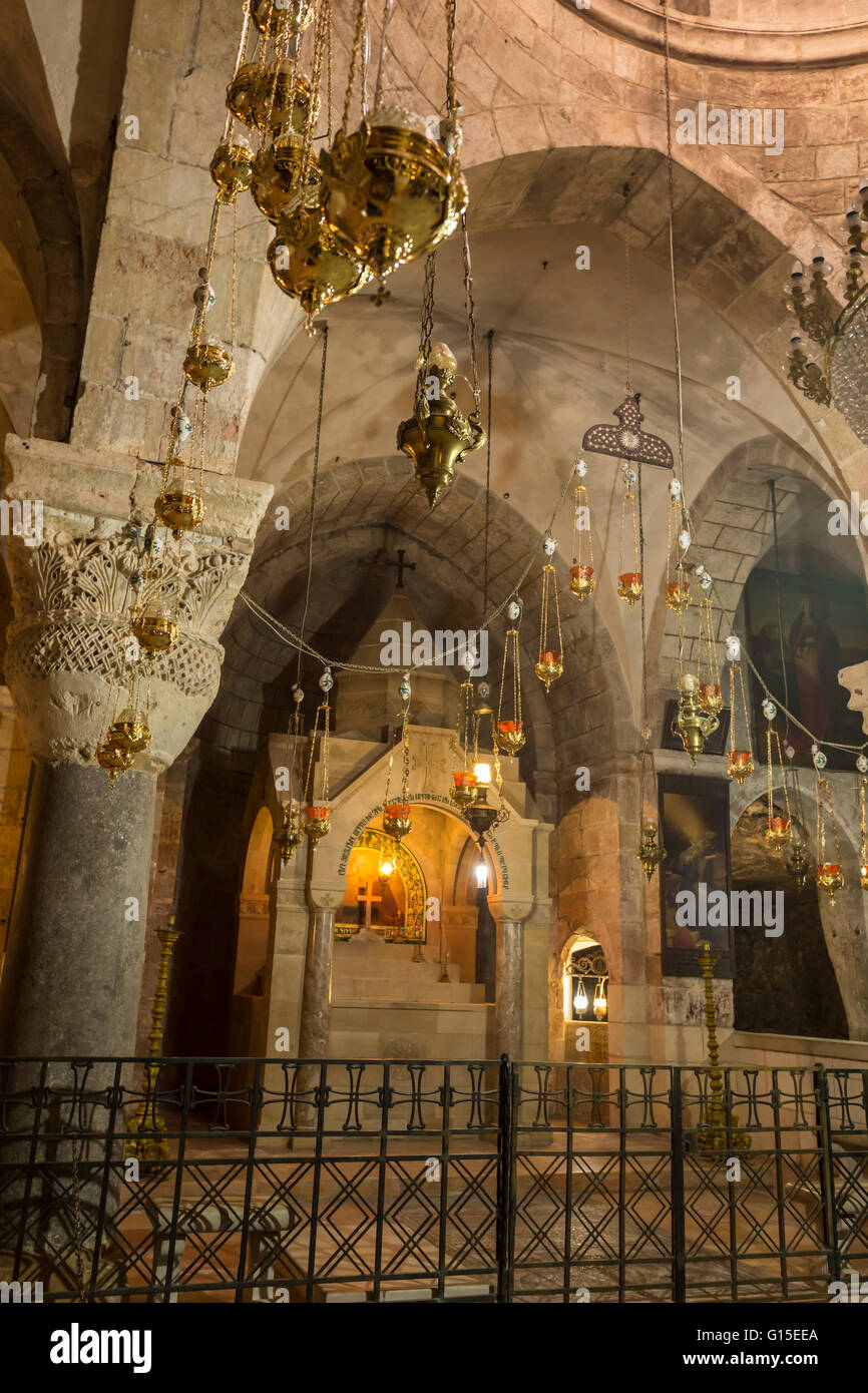 Church of the holy sepulchre chapel hi-res stock photography and images ...