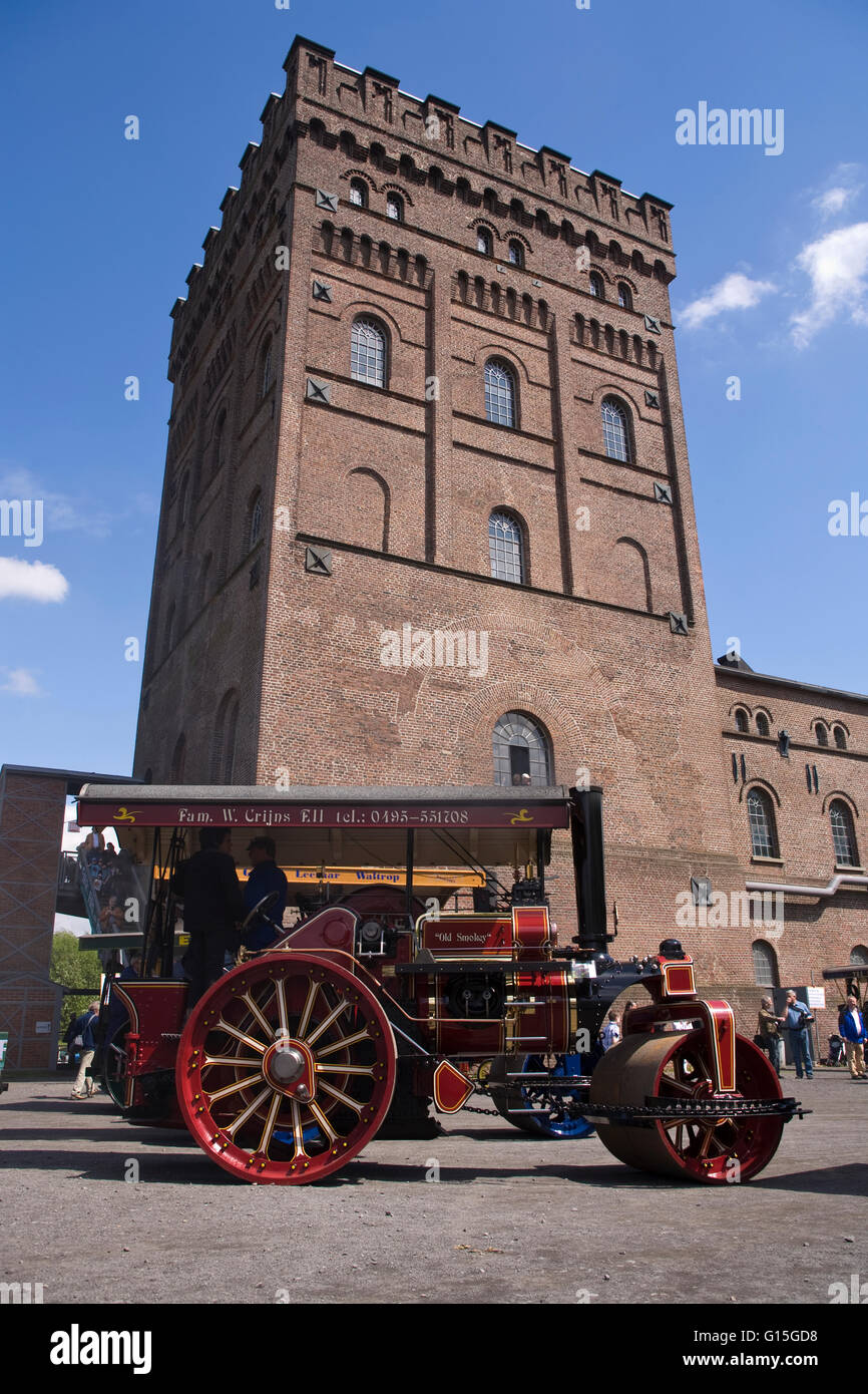 Europe, Germany, North Rhine-Westphalia, Ruhr area, Bochum, the largest festival in Germany for historical steam engines, steam  Stock Photo