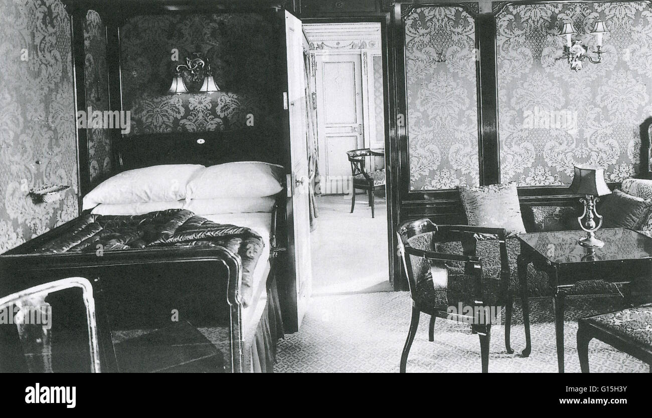 First class parlour Suite #B60 in the Titanic, 1912. This suite opened into a drawing room. Stock Photo