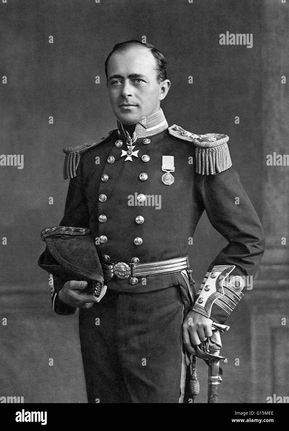 Robert Falcon Scott (June 6, 1868 - March 29, 1912) was a Royal Navy officer and explorer who led two expeditions to the Antarctic regions: the Discovery Expedition, 1901-04, and the ill-fated Terra Nova Expedition, 1910-13. During this second venture, Sc Stock Photo