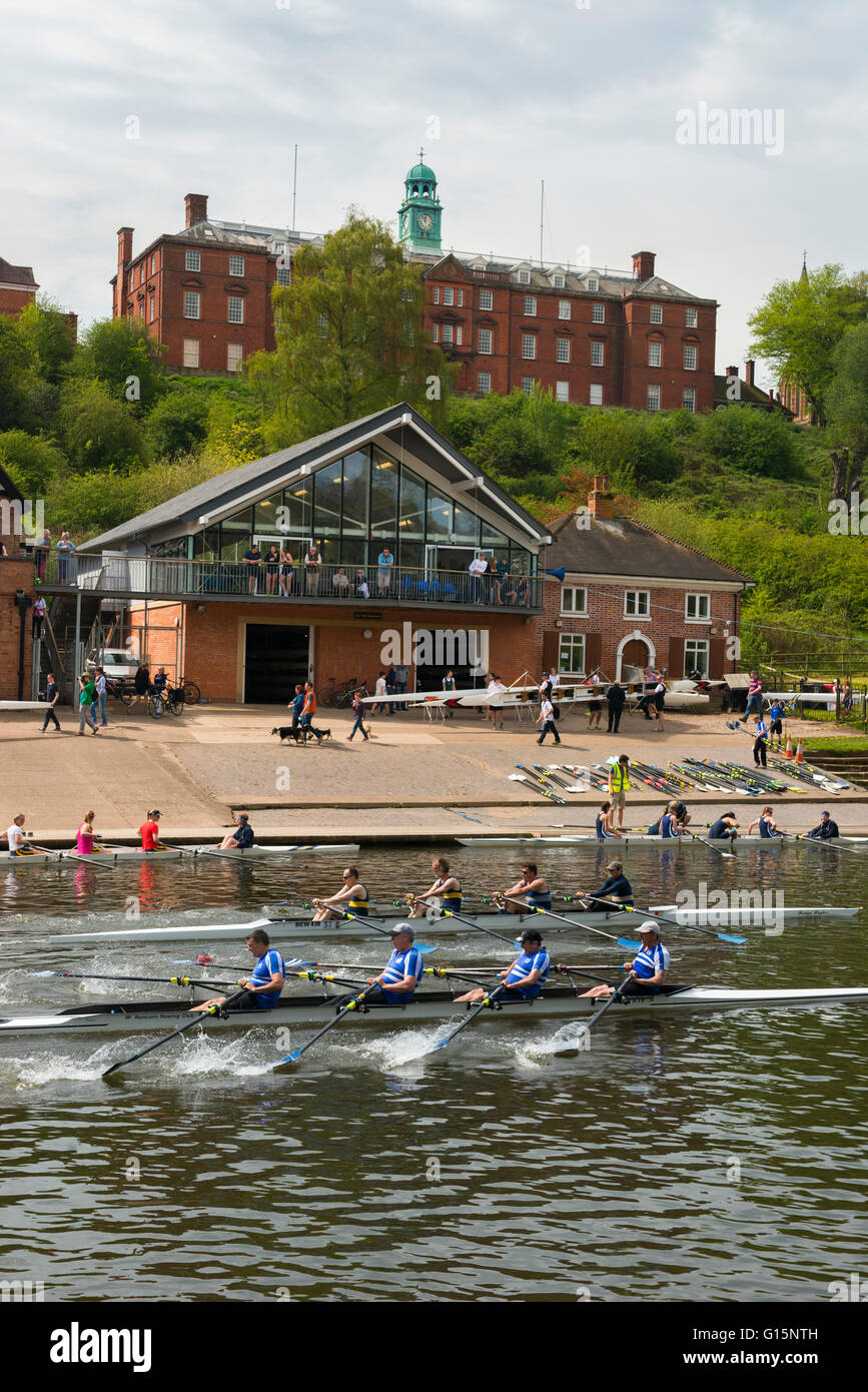 Shrewsbury School overlooks rowing boats on the River Severn during the