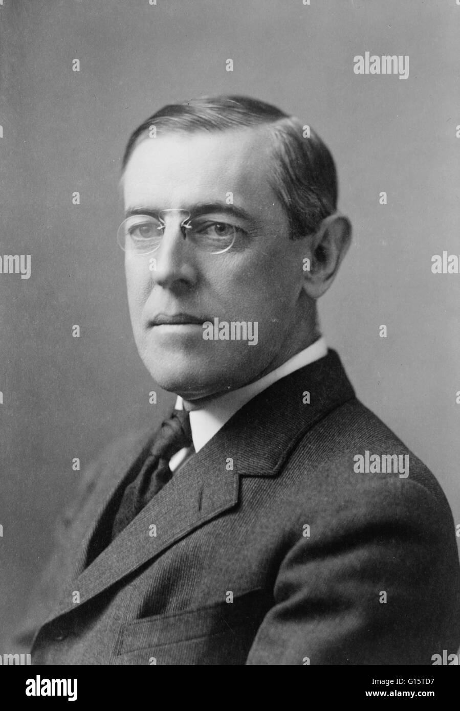 Wilson photograph taken in 1908. Thomas Woodrow Wilson (December 28, 1856 - February 3, 1924) was the 28th President of the United States, from 1913 to 1921. He served as President of Princeton University from 1902 to 1910, and then as the Governor of New Stock Photo