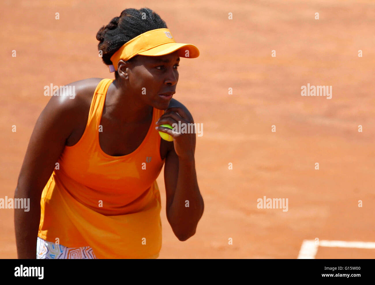 Rome, Italy. 09th May, 2016. Venus Williams of USA during the  first round match of  the Italian Open tennis BNL2016  tournament at the Foro Italico in Rome, Italy,  May 09, 2016 Credit:  agnfoto/Alamy Live News Stock Photo