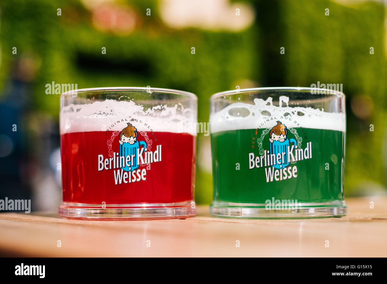 The Berlin cult beer "Berliner Kindl Weisse" with the flavor Raspberry
