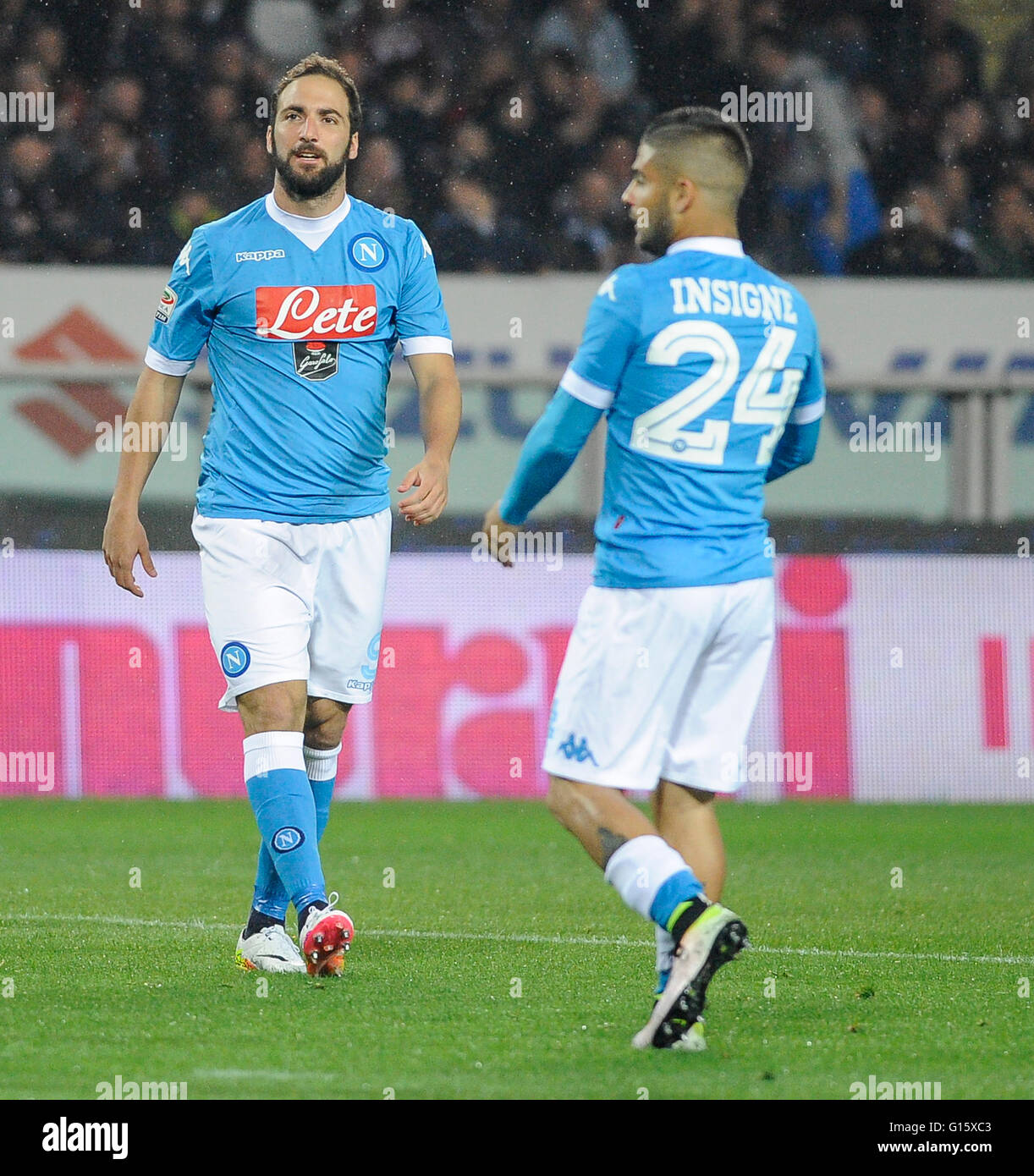 Turin, Italy. 8 may, 2016: Gonzalo Higuain (left) and Lorenzo Insigne during the Serie A football match between Torino FC and SSC Napoli Credit:  Nicolò Campo/Alamy Live News Stock Photo