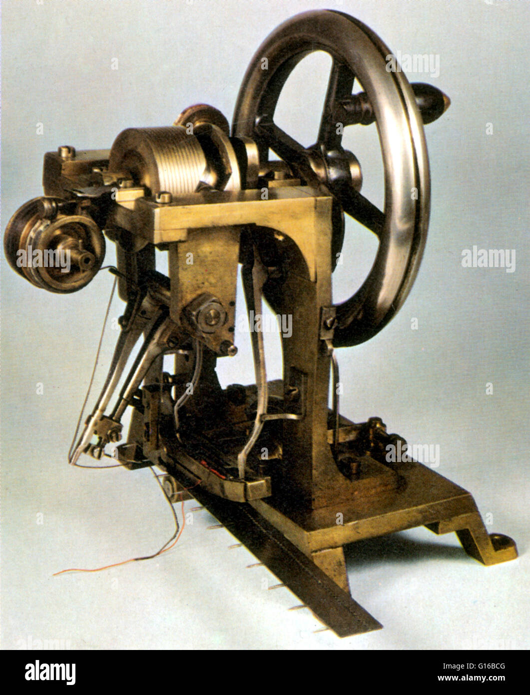 1846 Elias Howe Sewing Machine Patent Model National Museum, 44 OFF