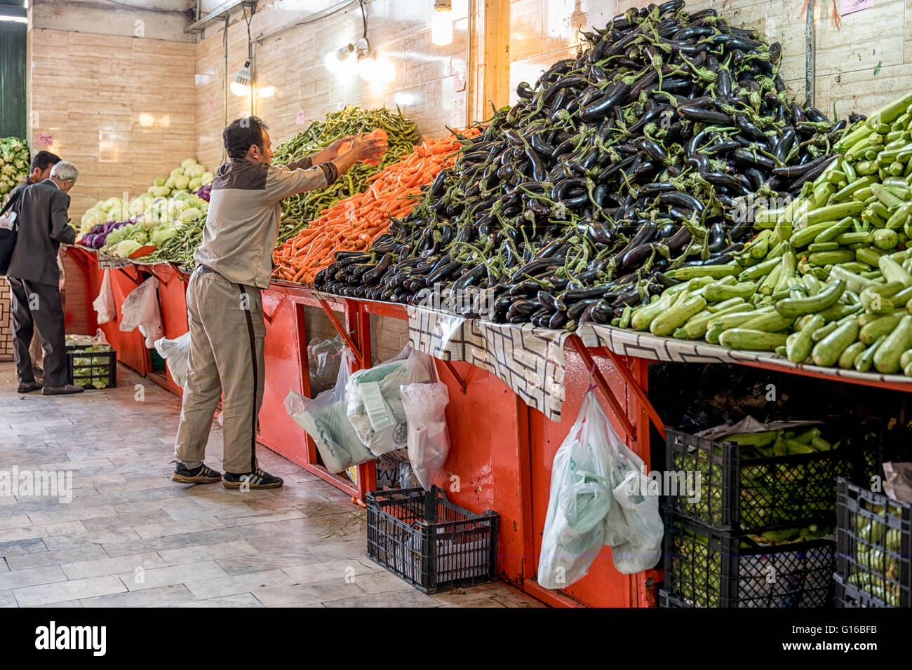 Iran Market Vegetables High Resolution Stock Photography and Images Alamy
