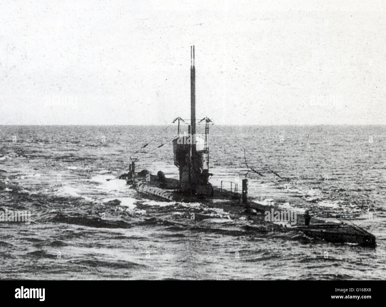 Caption: 'U-35 runs on the surface before submerging, 1917.' SM U-35 was a German U 31-class U-boat which operated in the Mediterranean Sea during World War I. It ended up being the most successful U-boat participating in the war sinking 224 ships for a t Stock Photo