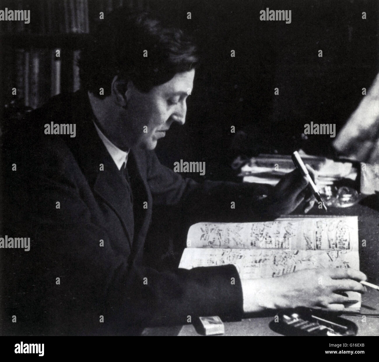 Berg working on the score of Lulu at his Viennese home, 1930. Alban Maria Johannes Berg (February 9, 1885 - December 24, 1935) was an Austrian composer. He was more interested in literature than music as a child and did not begin to compose until he was 1 Stock Photo