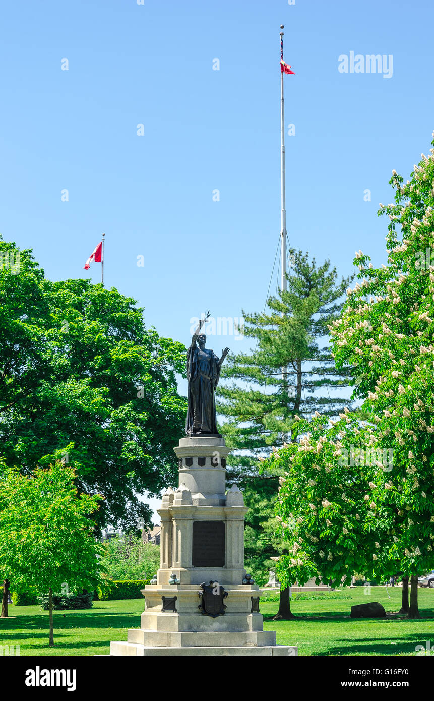 Toronto, Canada 26 may 2013 Statue at the Queen's Park legislative