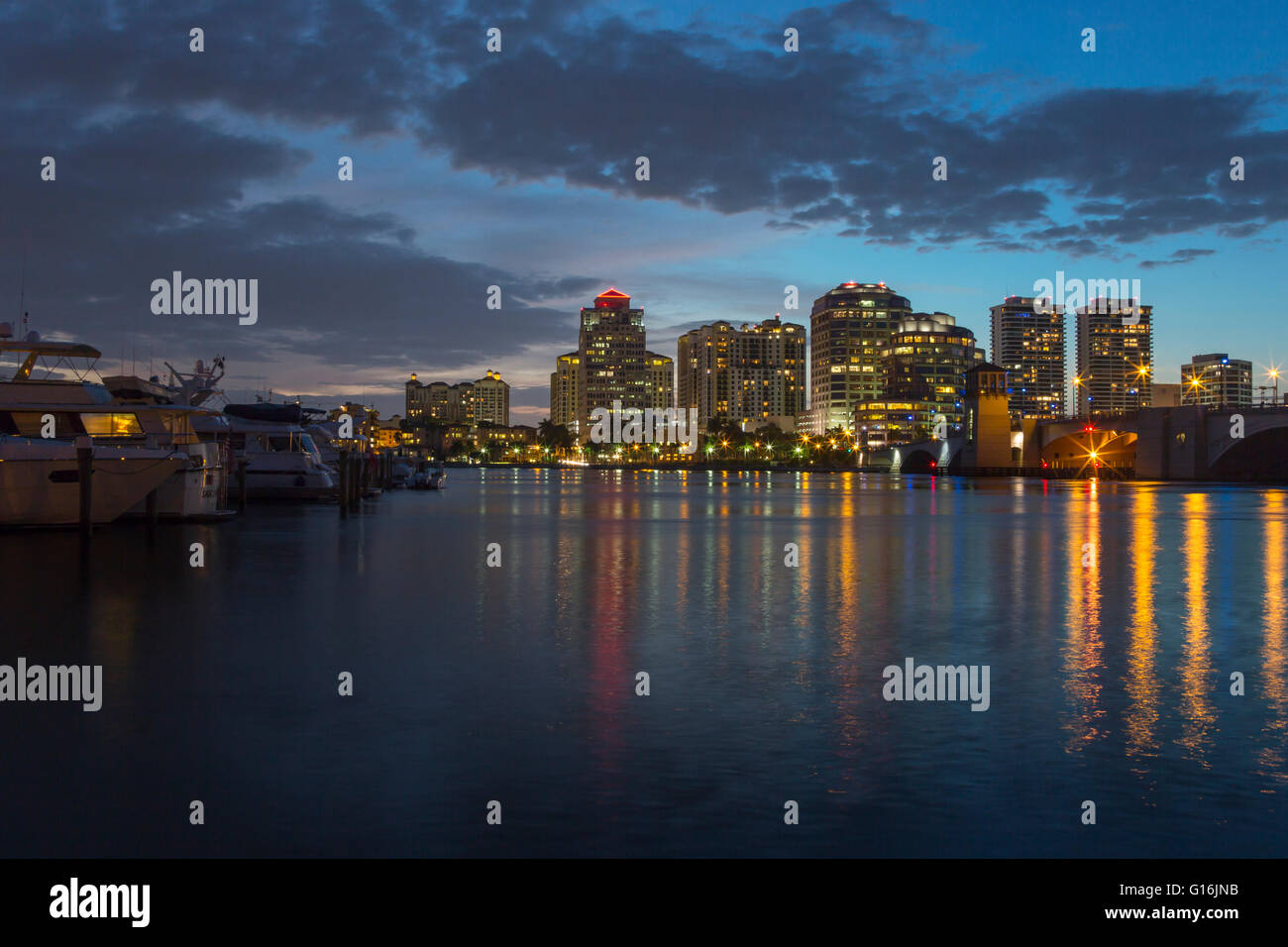 ROYAL PARK BRIDGE WEST PALM BEACH SKYLINE FLORIDA USA Stock Photo - Alamy