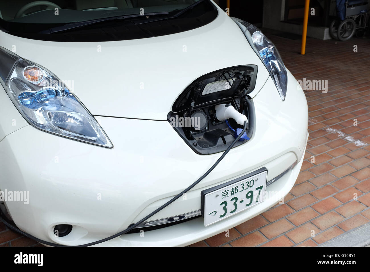 Can A Hybrid Battery Be Recharged at Abel Hankins blog