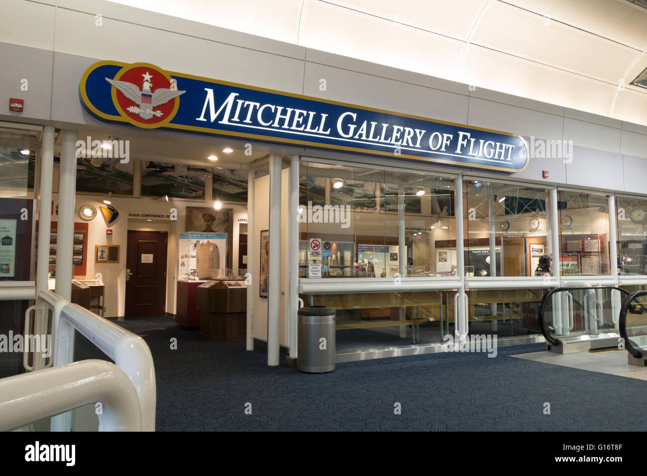 mitchell gallery of flight milwaukee airport MKE Stock Photo - Alamy