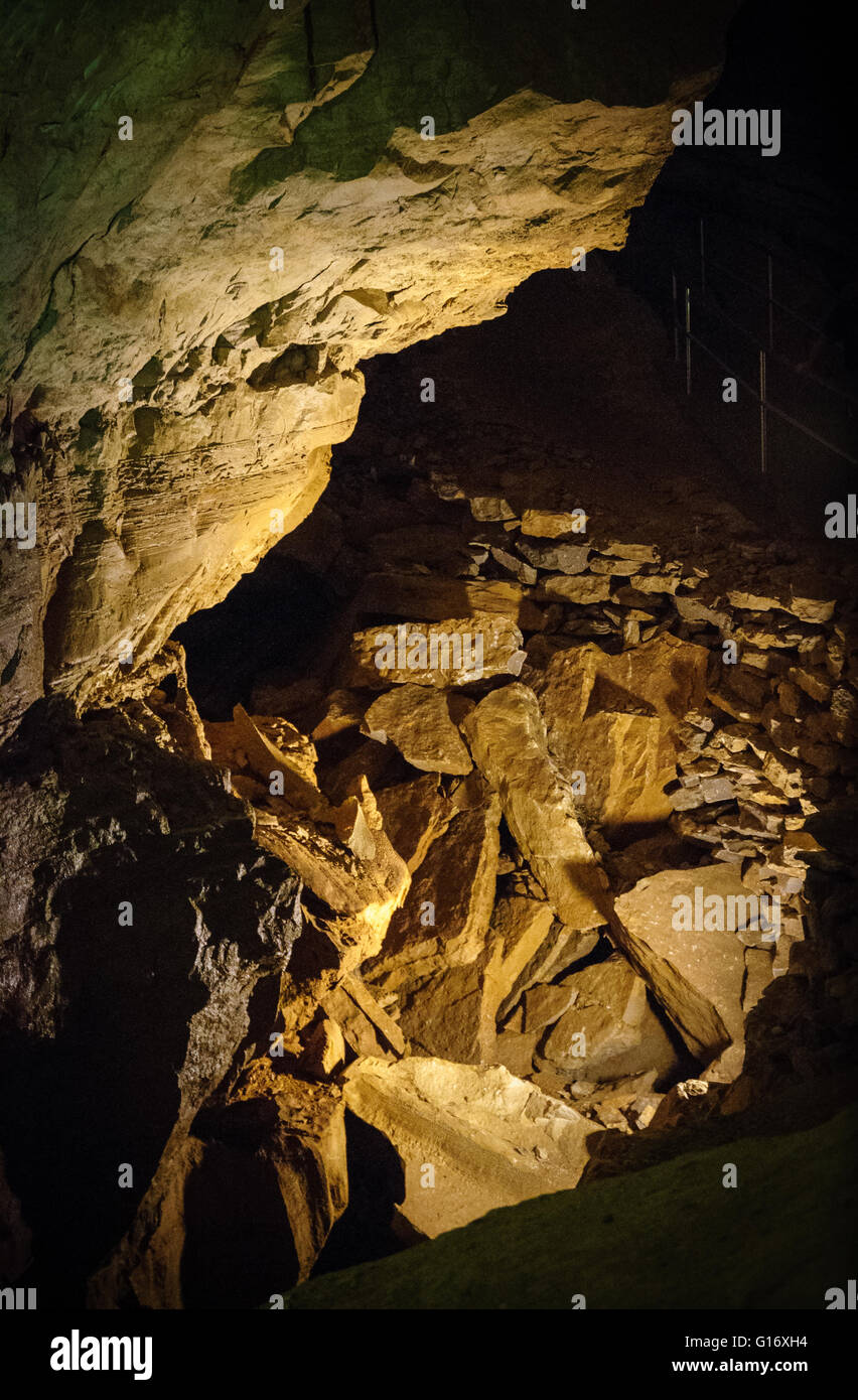 Mammoth flint ridge cave system hires stock photography and images Alamy