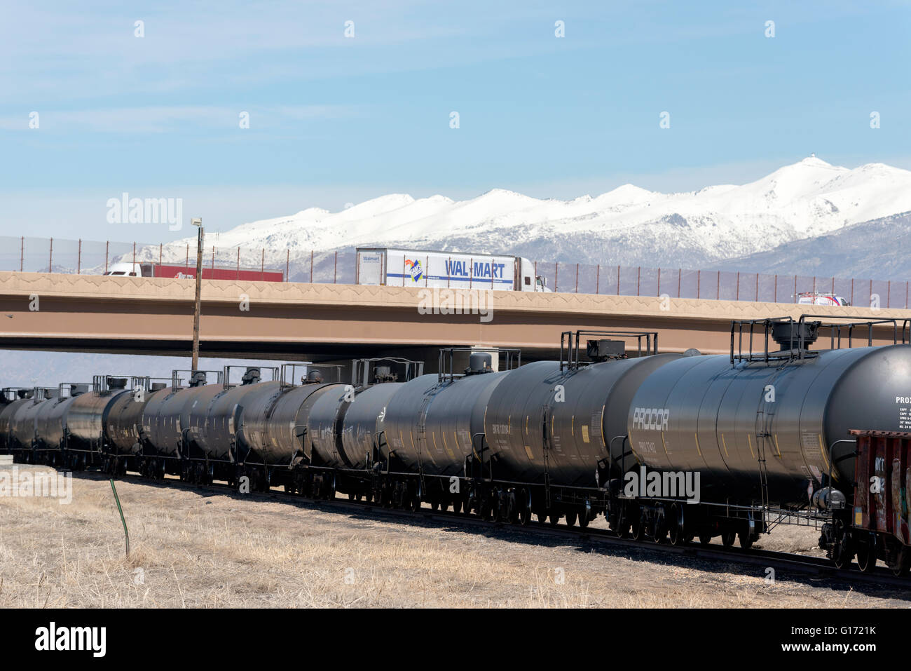 Rail tank cars hires stock photography and images Alamy