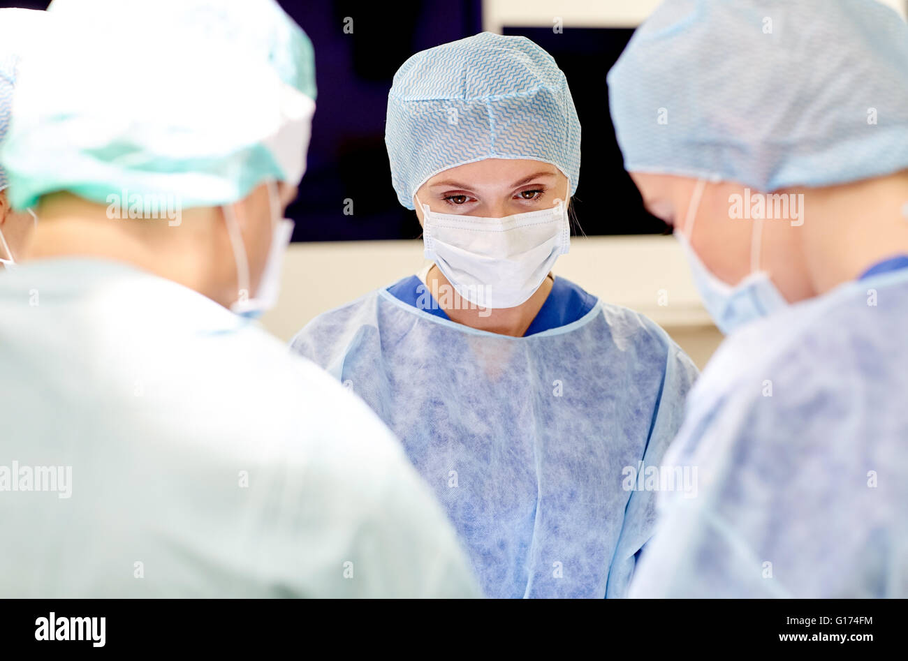 group of surgeons in operating room at hospital Stock Photo - Alamy