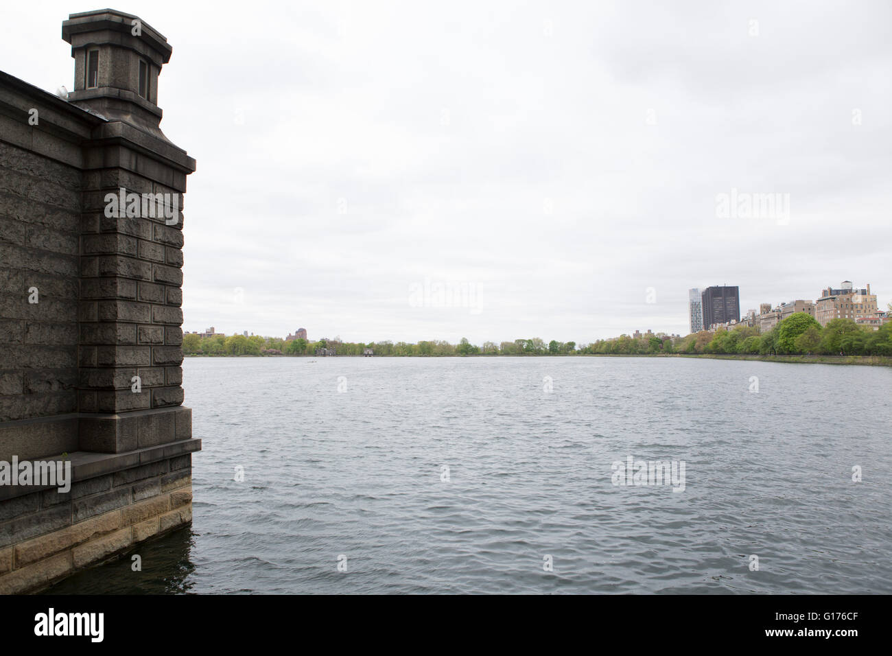 The Jacqueline Kennedy Onassis Reservoir at Central Park in New York ...