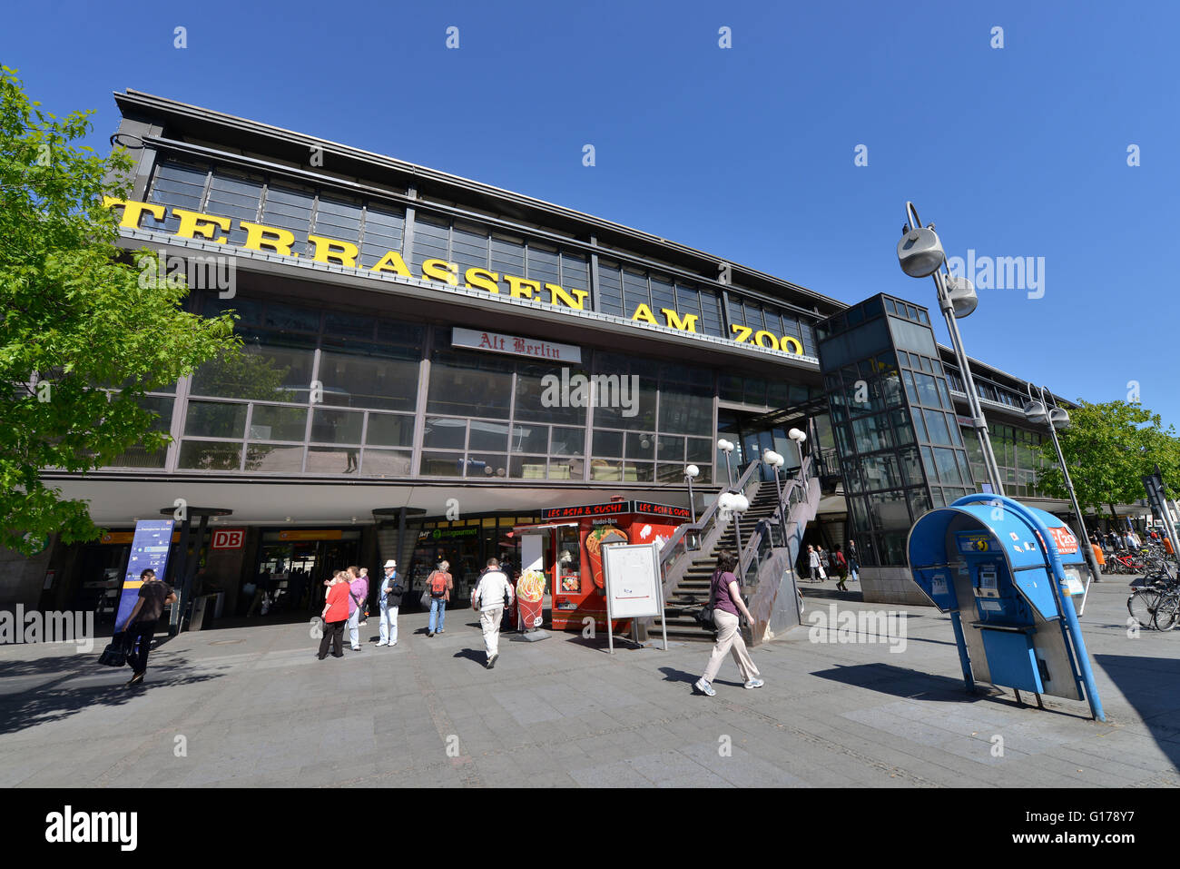 Berlin Zoologischer Garten Railway Station Stock Photos Berlin