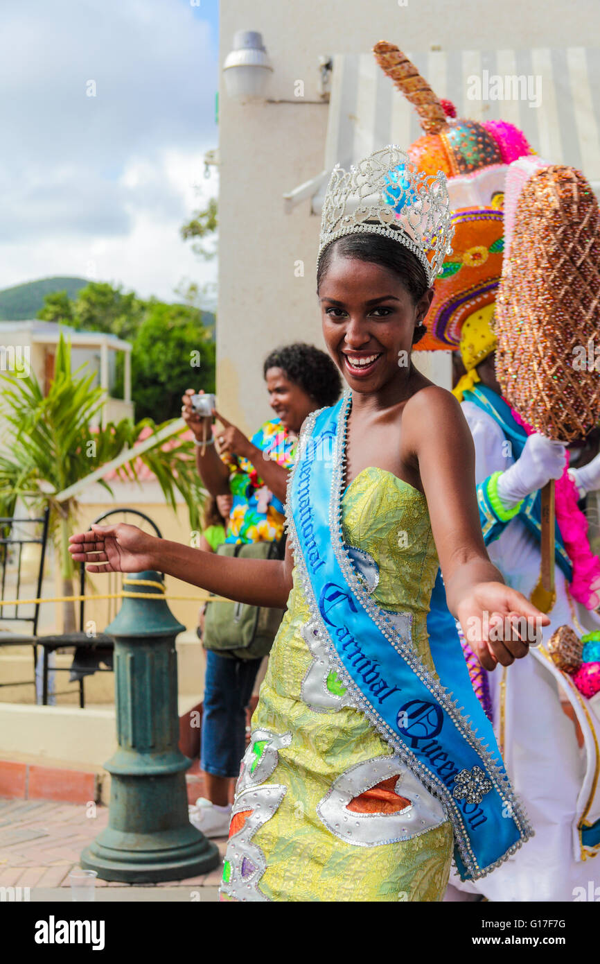Carnival Queen participates in the Grand Parade in St. Maarten Stock Photo