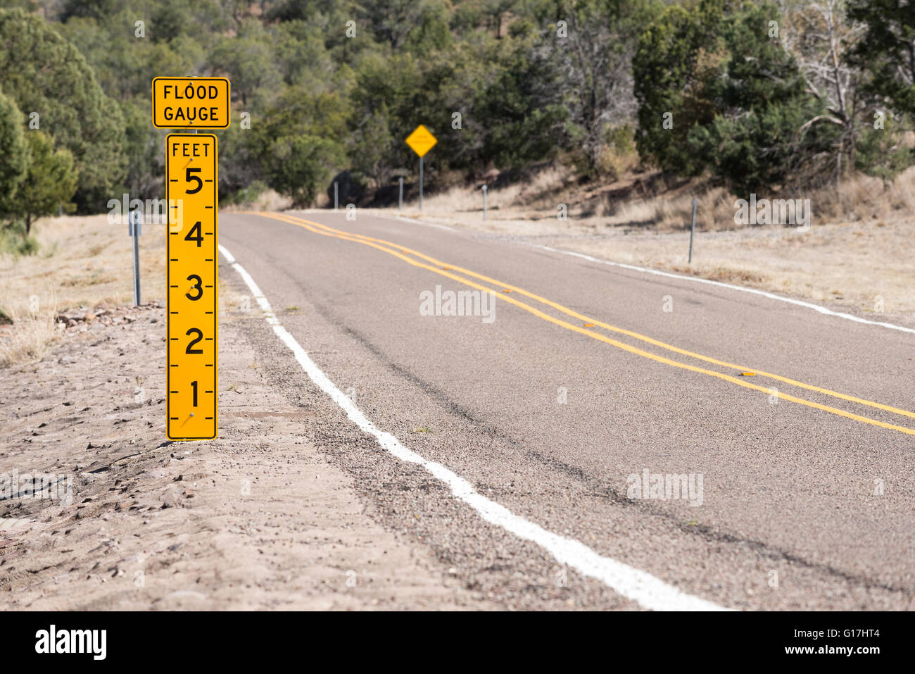 Flood gauge hi-res stock photography and images - Alamy