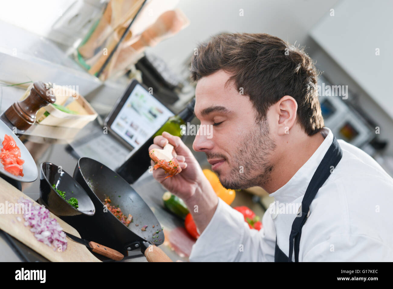 Happy homemaker hi-res stock photography and images - Alamy