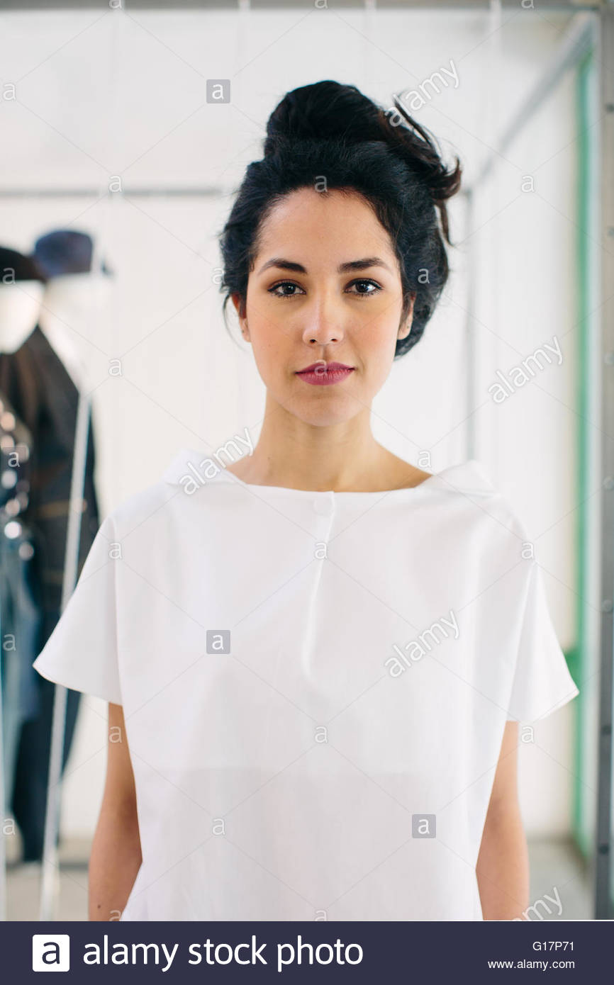 Messy Bun Stock Photos Messy Bun Stock Images Alamy