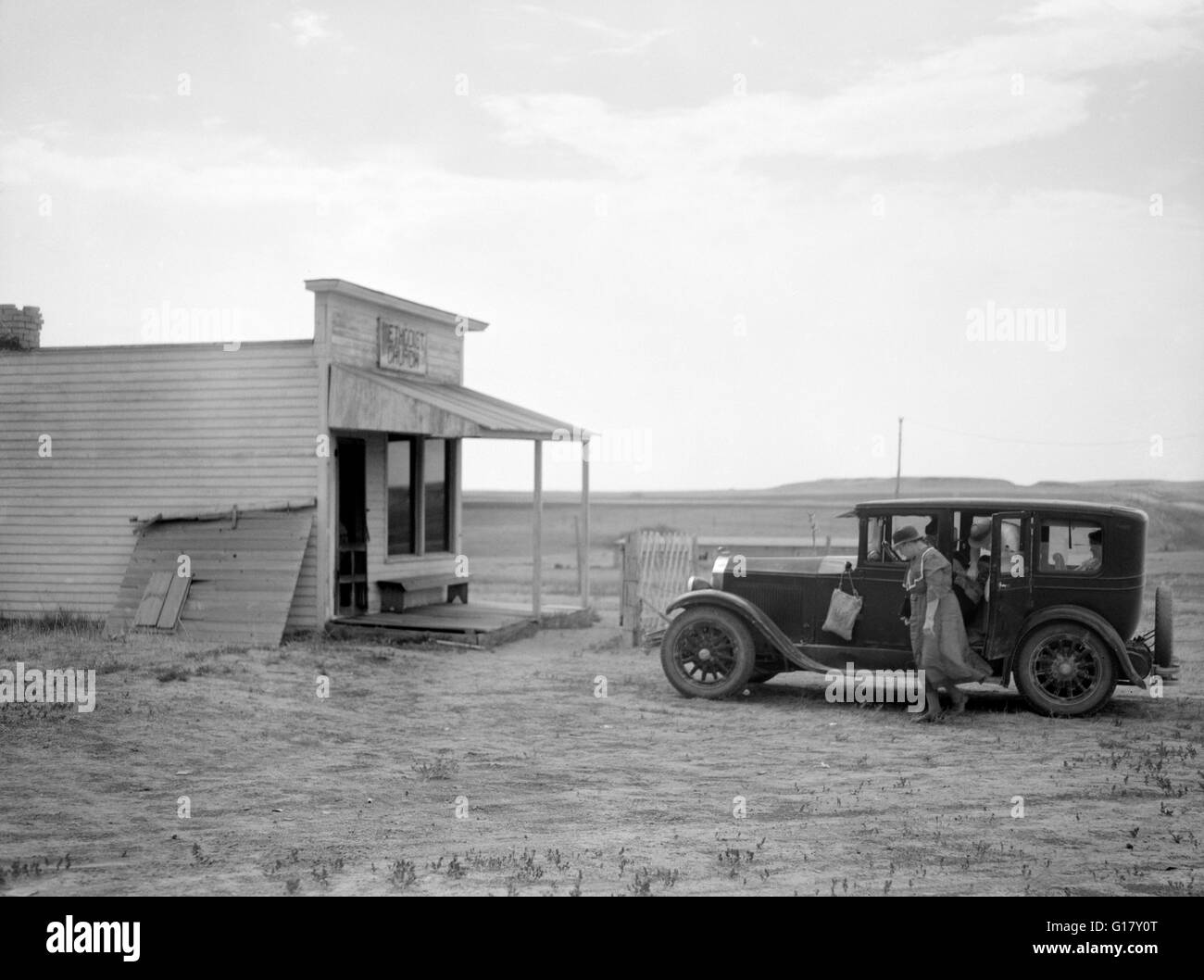 Family Going to Church to Pray for Rain, Grassy Butte, North Dakota, USA, Arthur Rothstein for Farm Security Administration, July 1936 Stock Photo