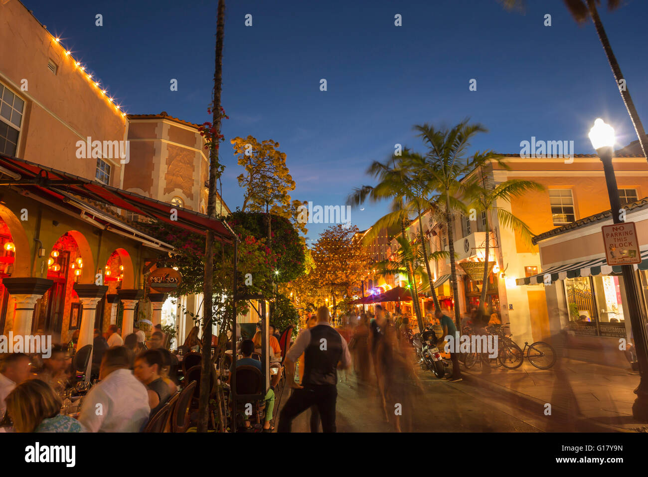RESTAURANTS ESPANOLA WAY HISTORIC SPANISH VILLAGE MIAMI BEACH FLORIDA USA Stock Photo Alamy
