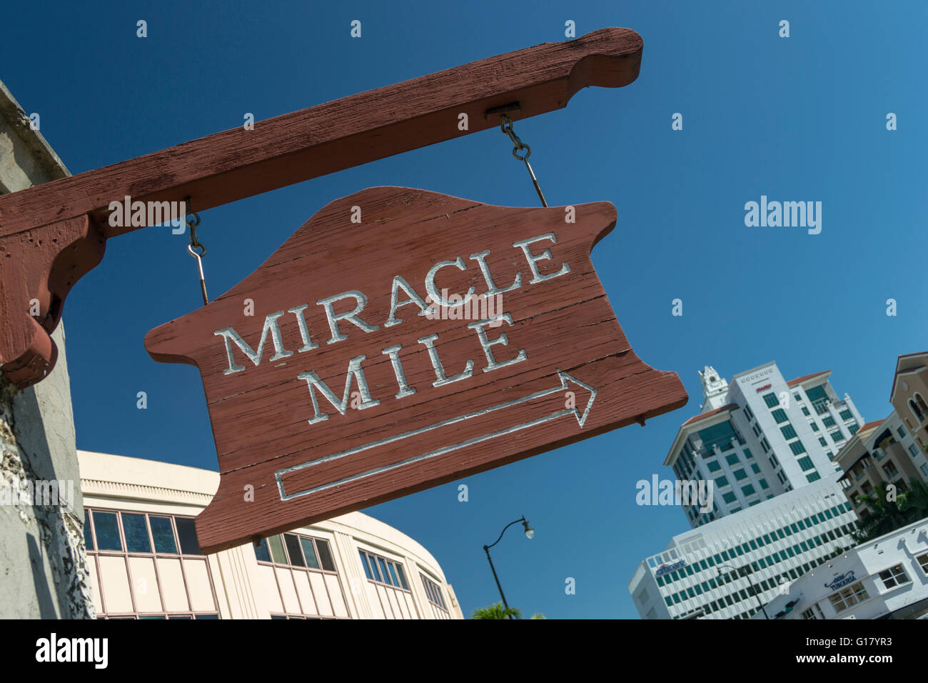 MIRACLE MILE DIRECTION SIGN CORAL GABLES FLORIDA USA Stock Photo Alamy