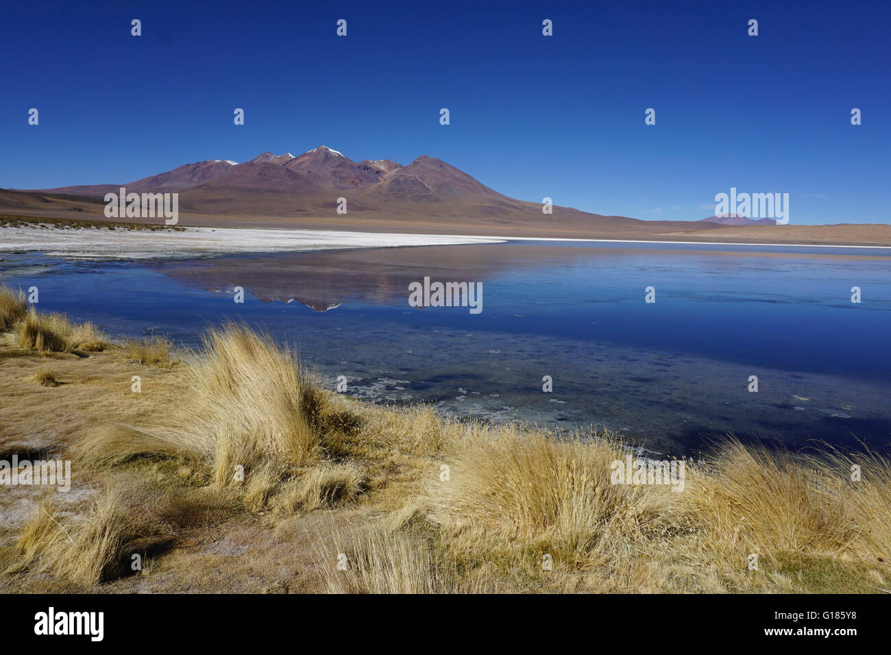 Bolivia, Salar de Uyuni (or Salar de Tunupa) is the world's largest salt flat Stock Photo