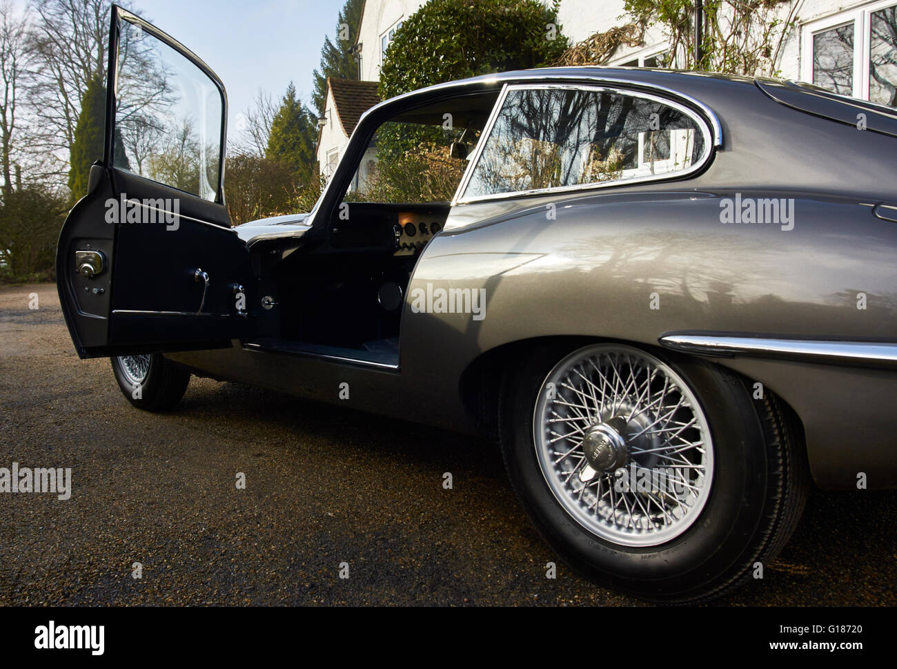 Classic Series 1 3.8 E-Type Jaguar Sports Car 1961 FHC Stock Photo