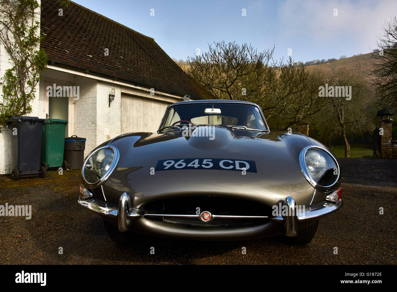 Classic Series 1 3.8 E-Type Jaguar Sports Car 1961 FHC Stock Photo