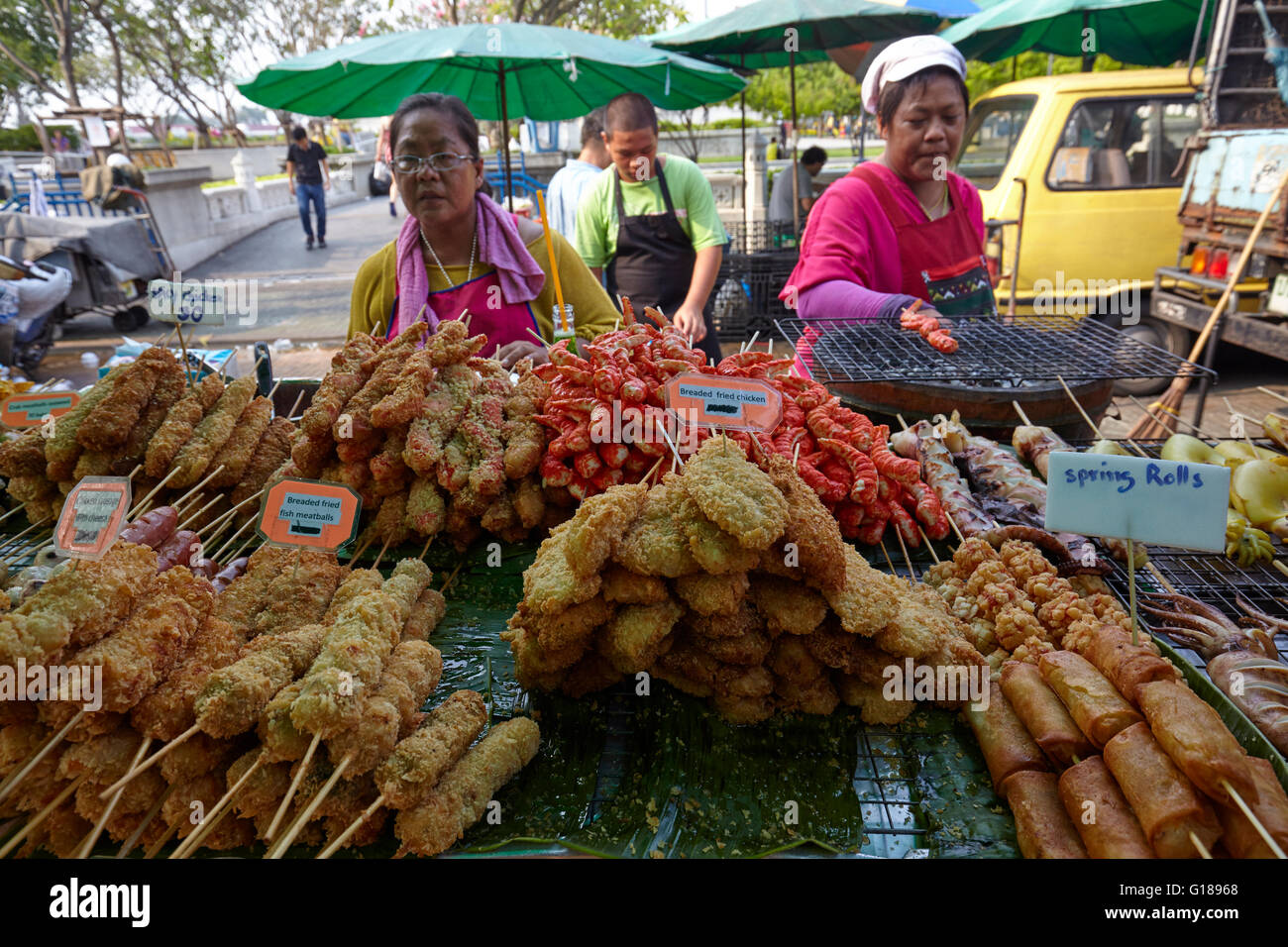 Food stall in Bangkok, Thailand Stock Photo