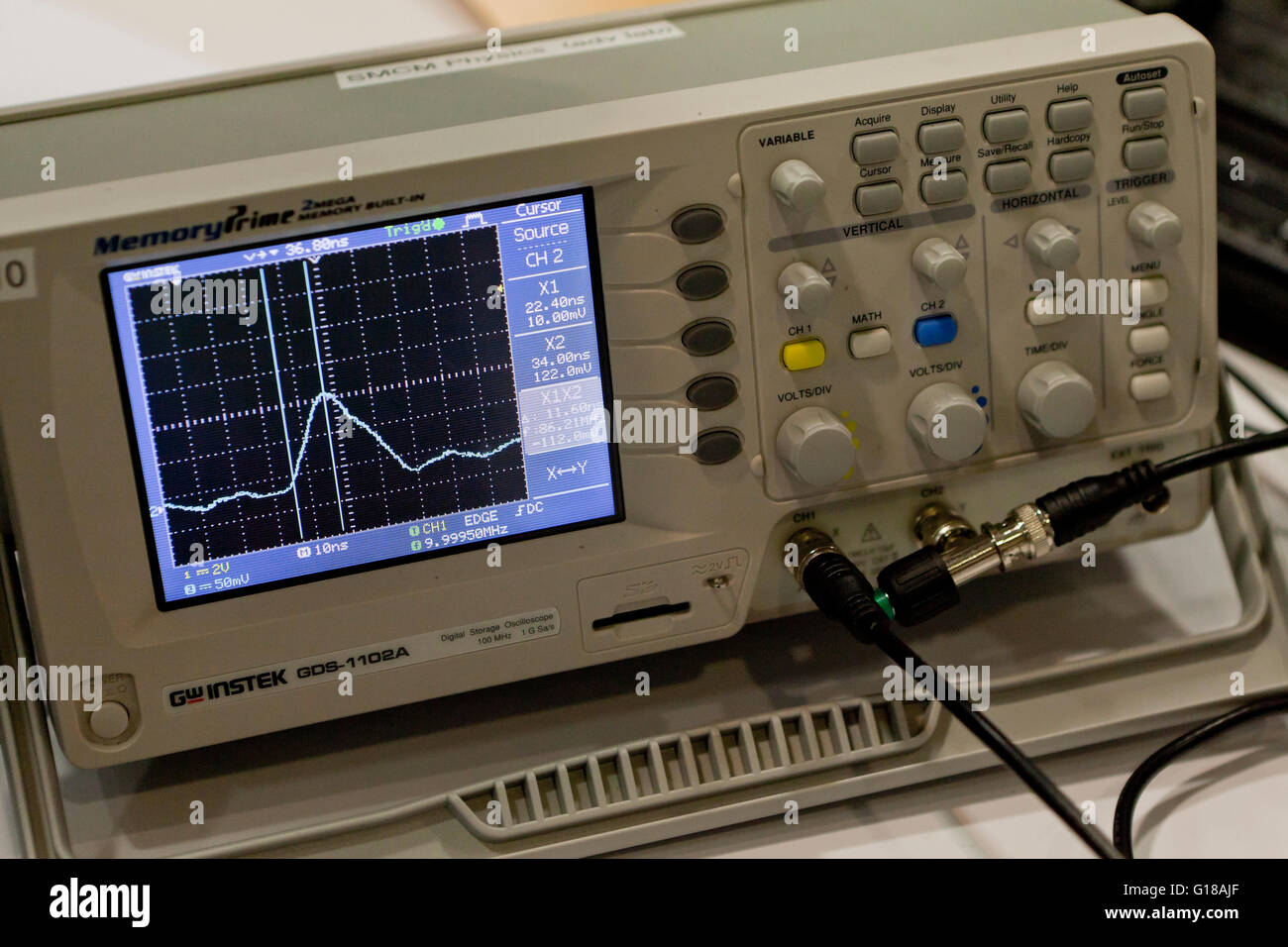 Cathode ray oscilloscope hires stock photography and images Alamy