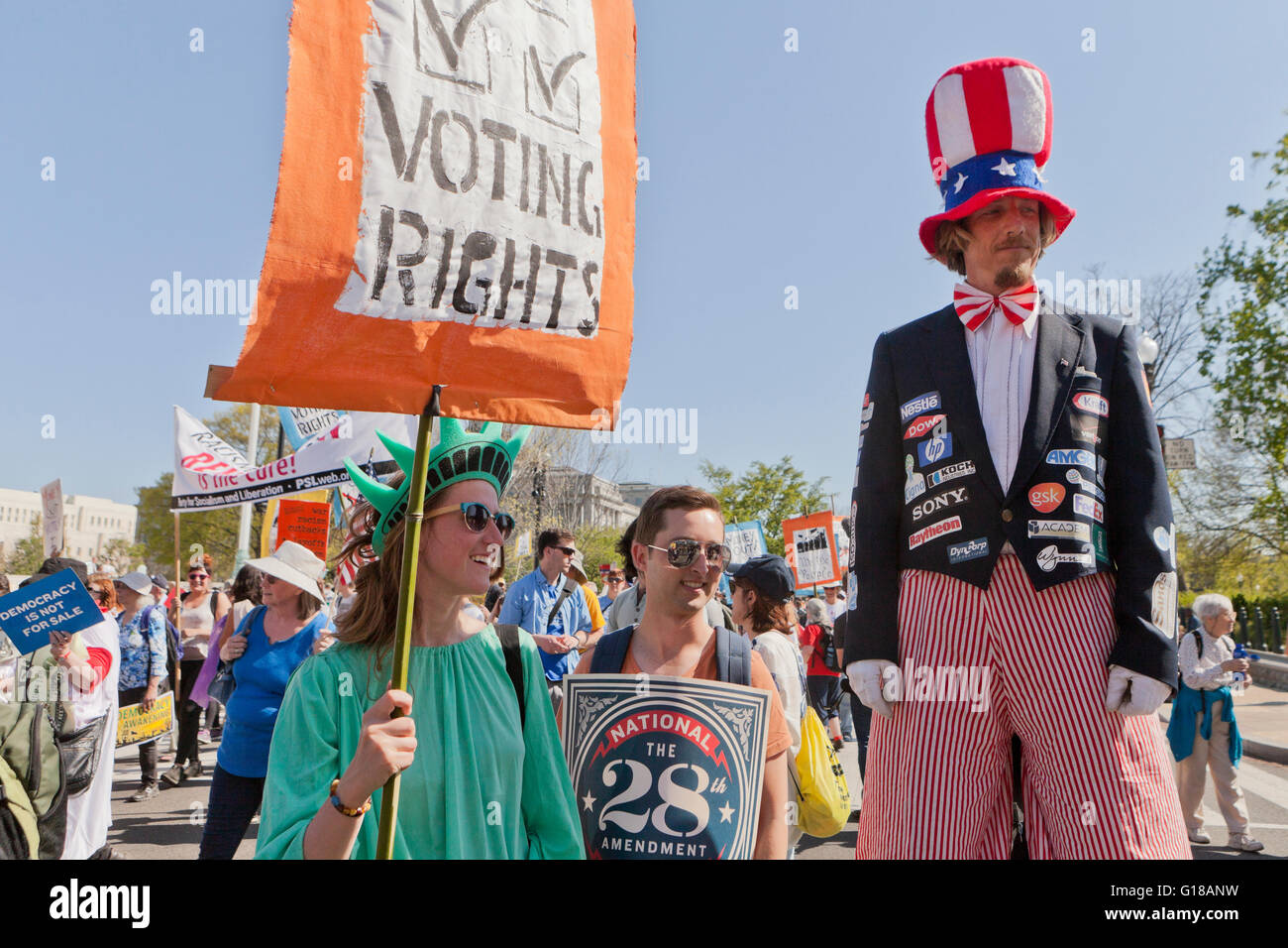 Democracy Spring Washington, DC, USA. 17th April, 2016.Hundreds of Democracy Spring ...