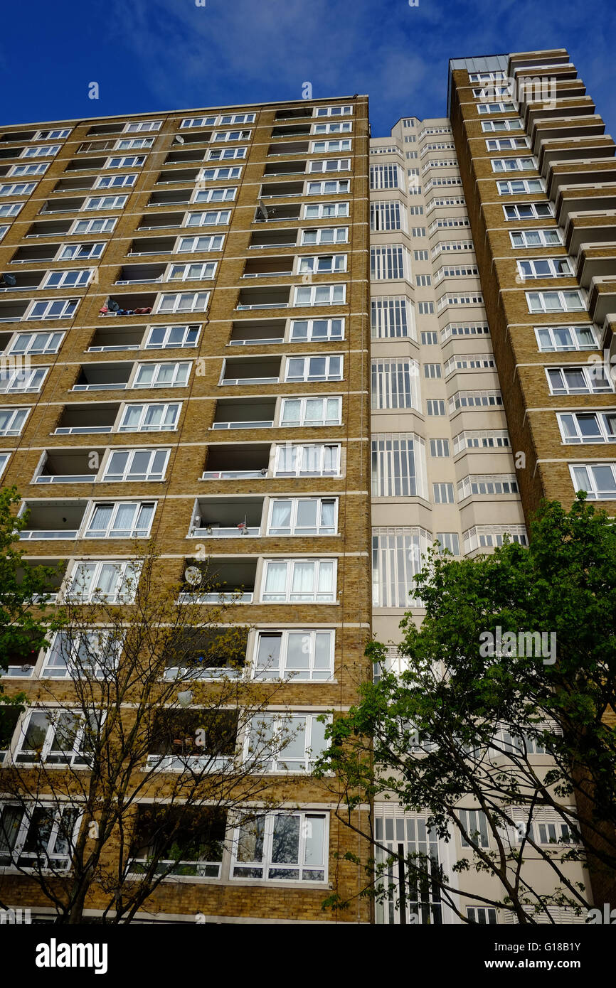 Islington council estate hires stock photography and images Alamy