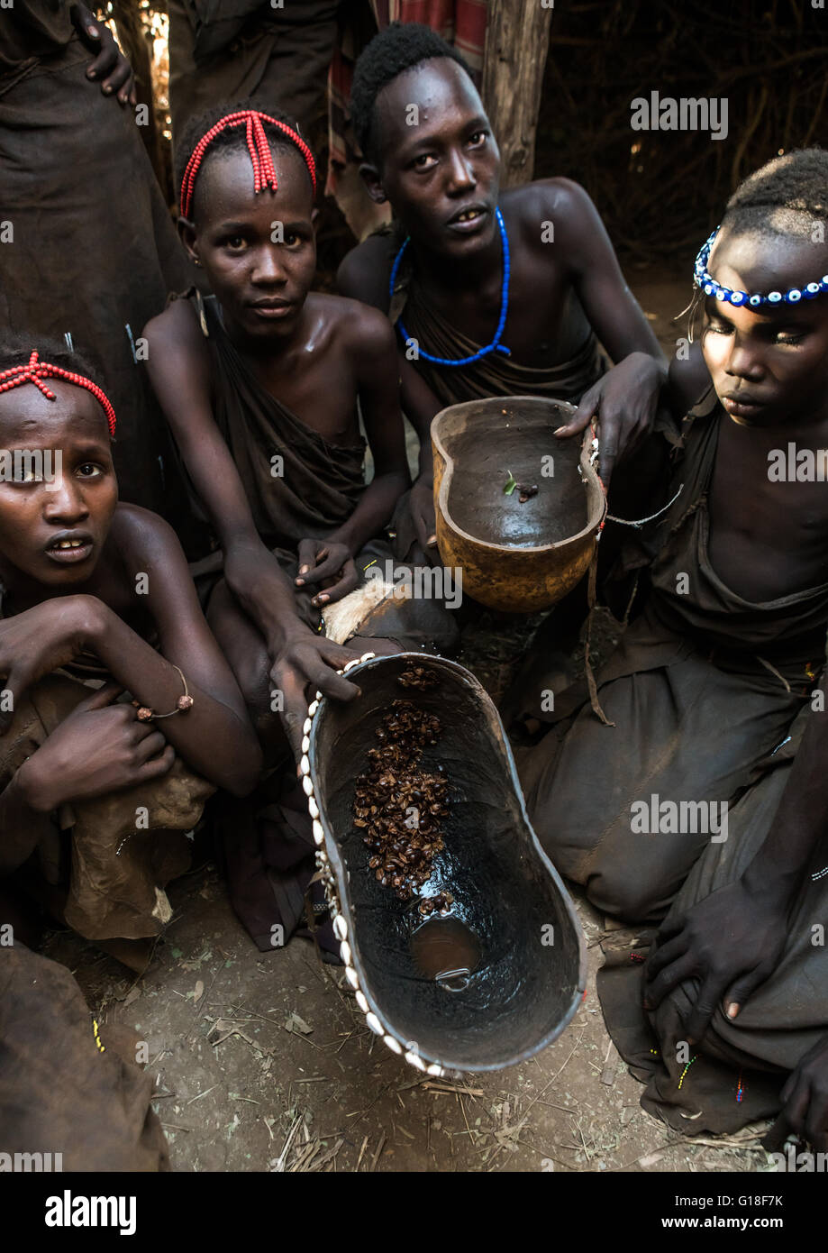 circumcised Circumcised boys from the dassanech tribe staying together until they are  healed, Omo valley, Omorate, Ethiopia Stock Photo - Alamy
