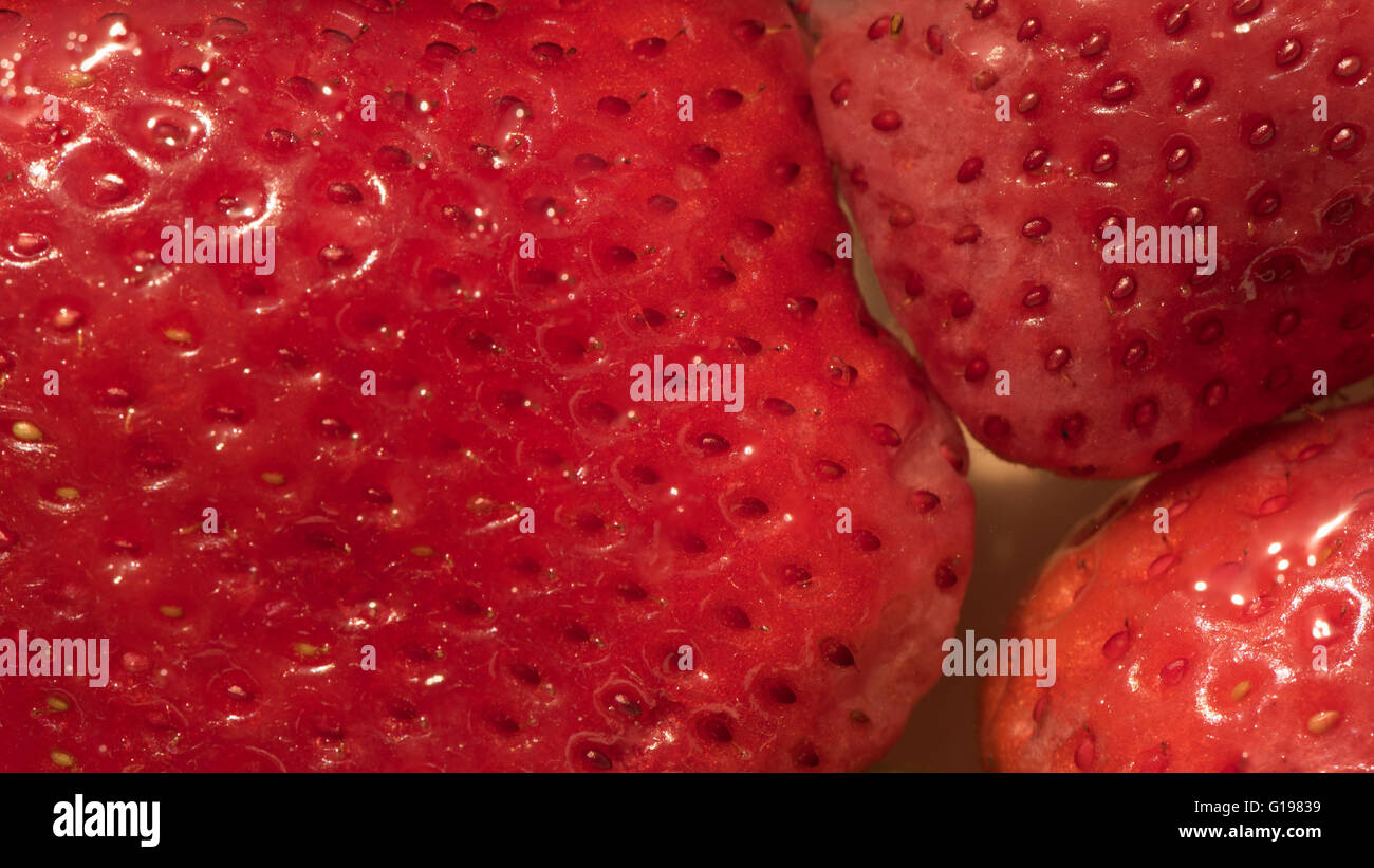 Texture of strawberries seen close up Stock Photo - Alamy