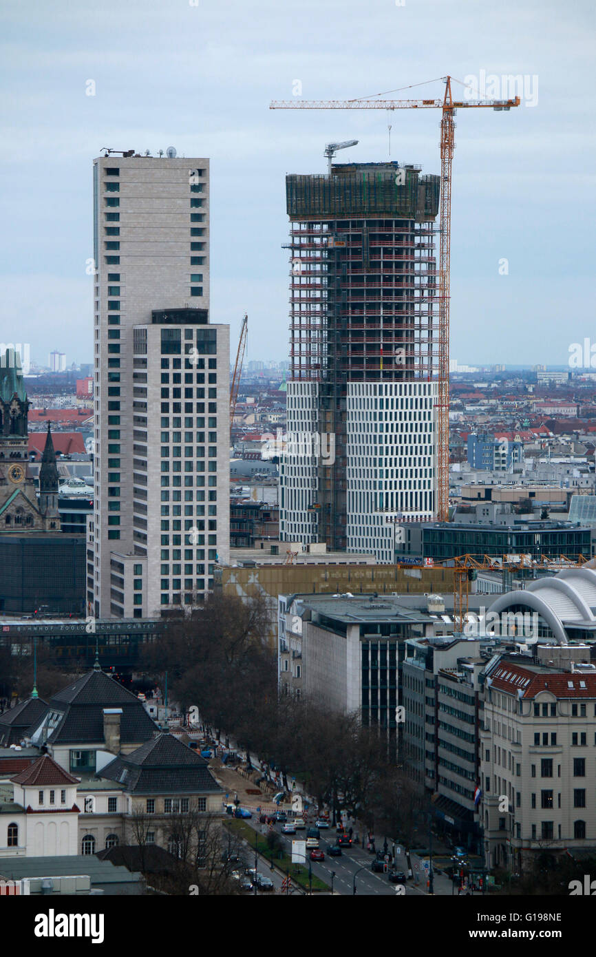 Skyline der City West von Berlin: Zoofenster und Upper West (Baustelle) Hochhaeuser, Berlin. Stock Photo