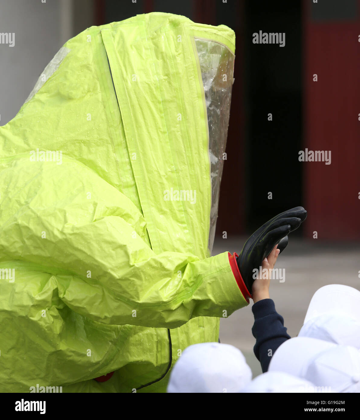 Biohazard hazmat suit chemical hi-res stock photography and images - Alamy