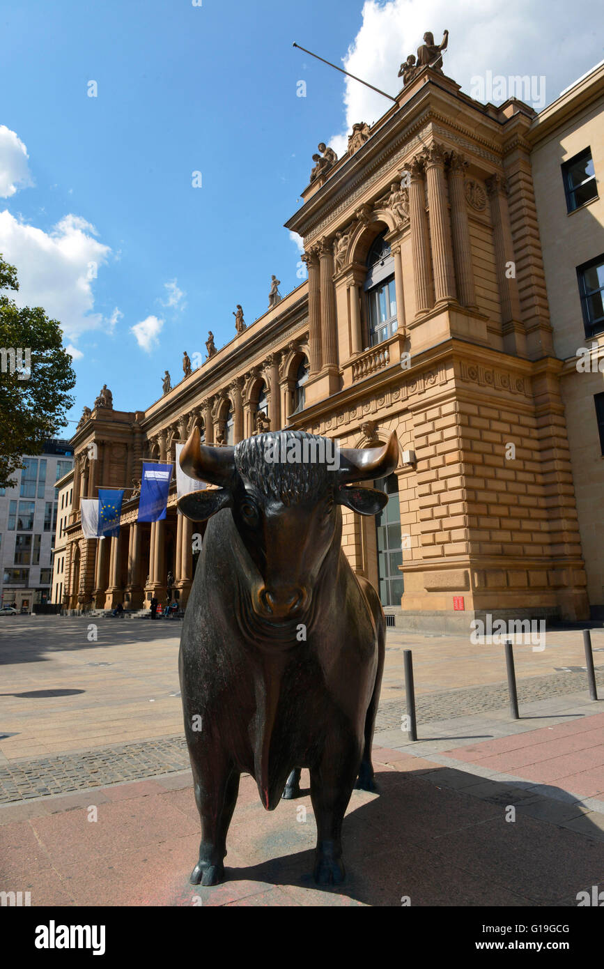 Statue frankfurt hi-res stock photography and images - Alamy
