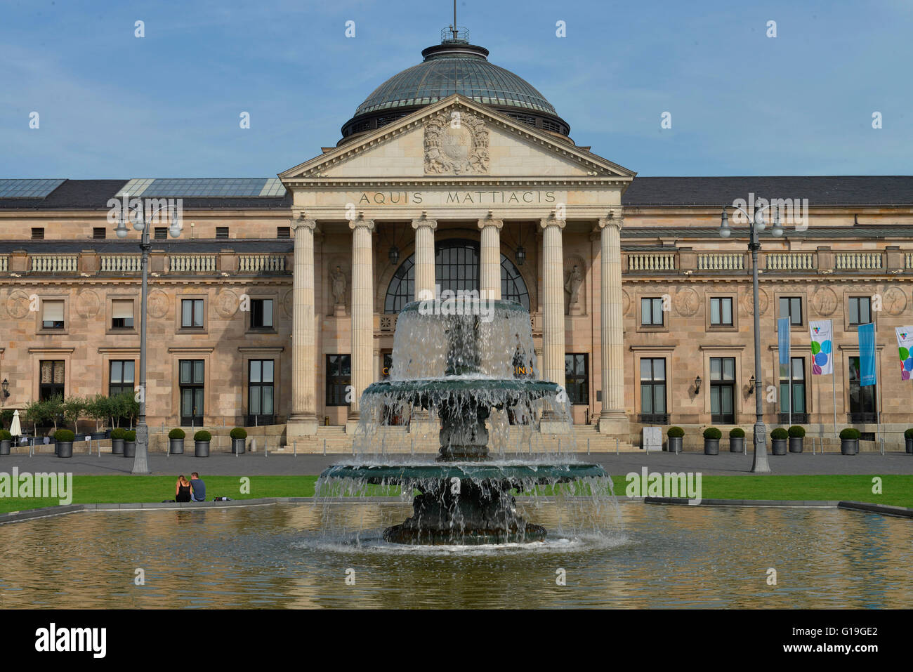 Kaskadenbrunnen, Kurhaus, Kurhausplatz, Wiesbaden, Hessen, Deutschland / Kaskaden-Brunnen Stock Photo