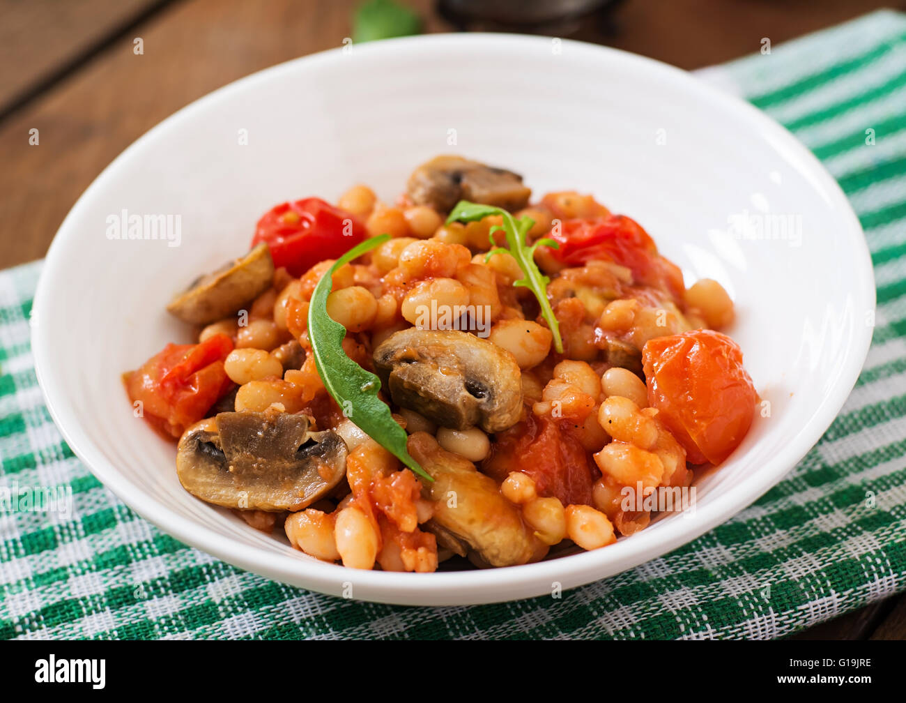 Stewed tomatoes hires stock photography and images Alamy