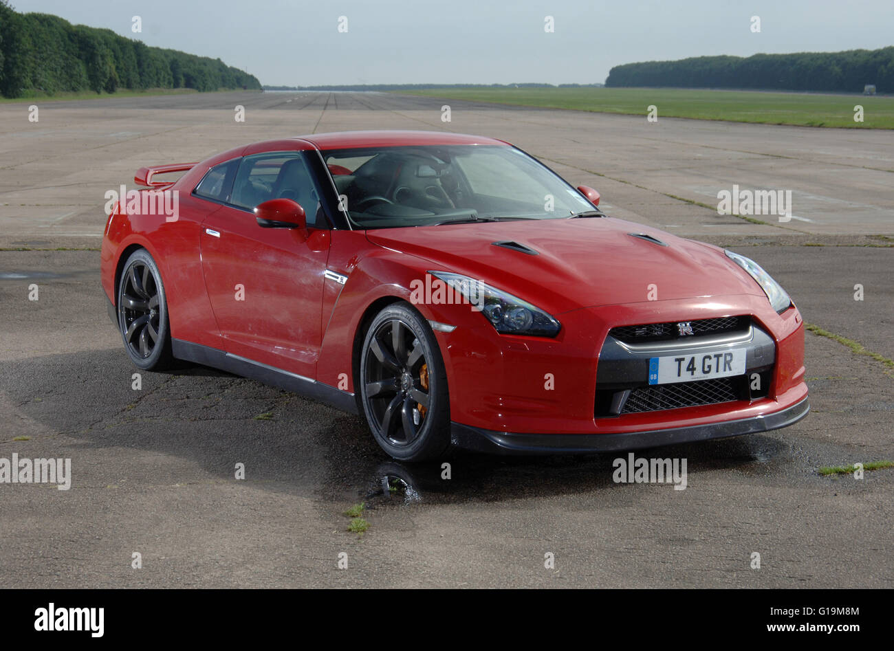 4 Door R35 Nissan r35 gt r hi-res stock photography and images - Alamy